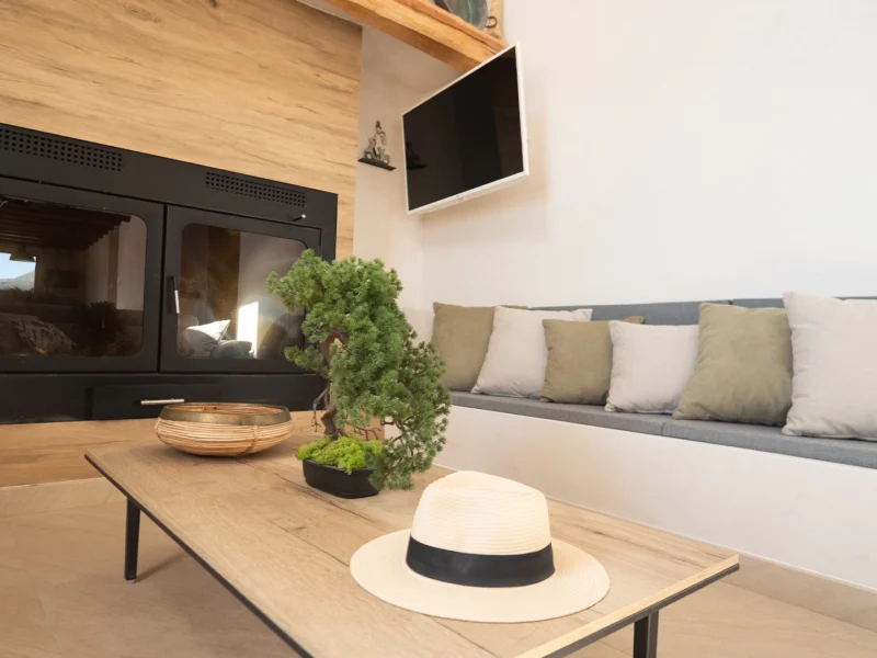 Caseta Blanca salón acogedor